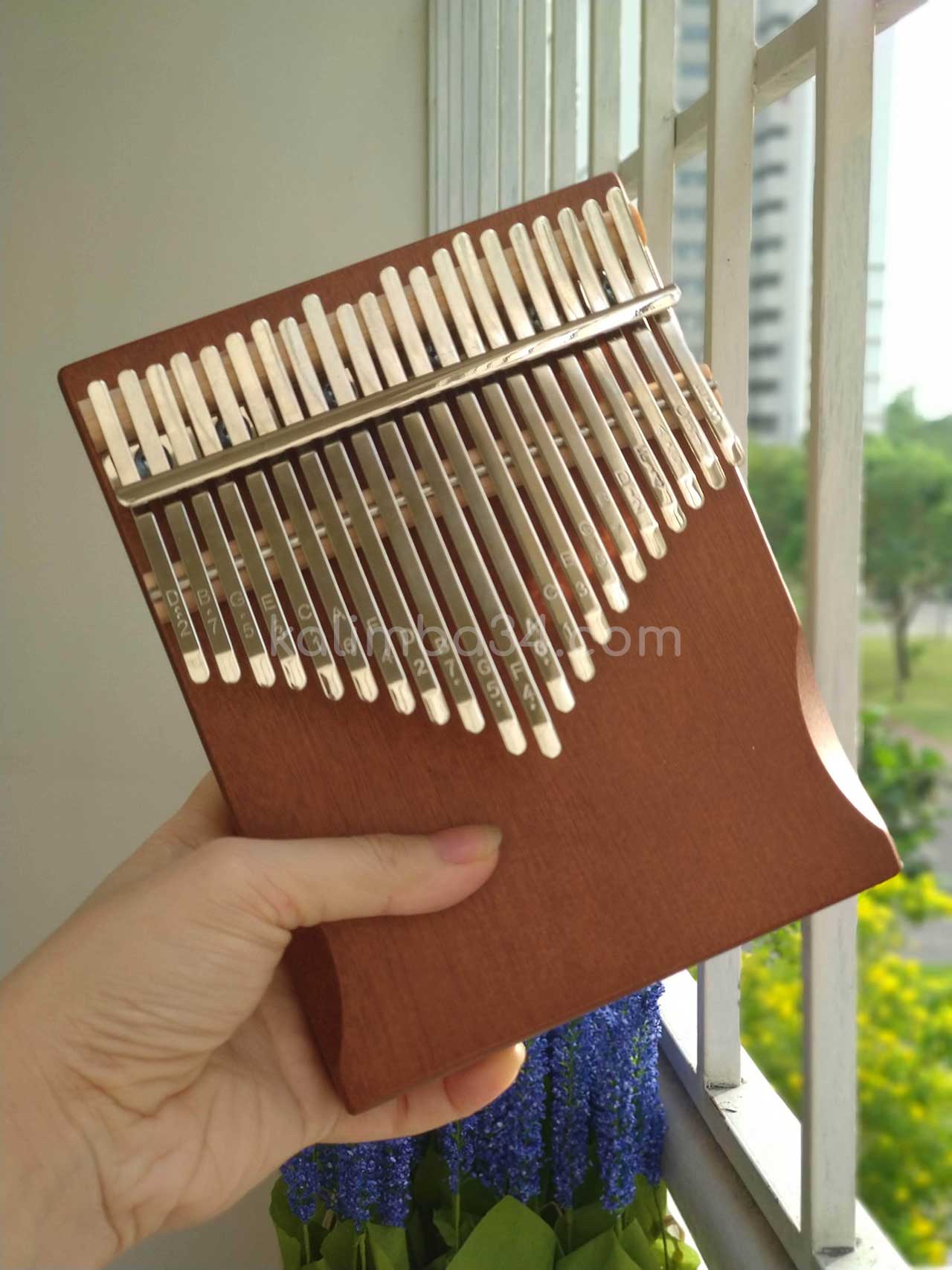 Đàn Kalimba 21 Phím - Gỗ Manhogany (Nâu Nhạt) - Nguyên Khối - Gỗ Gụ 02